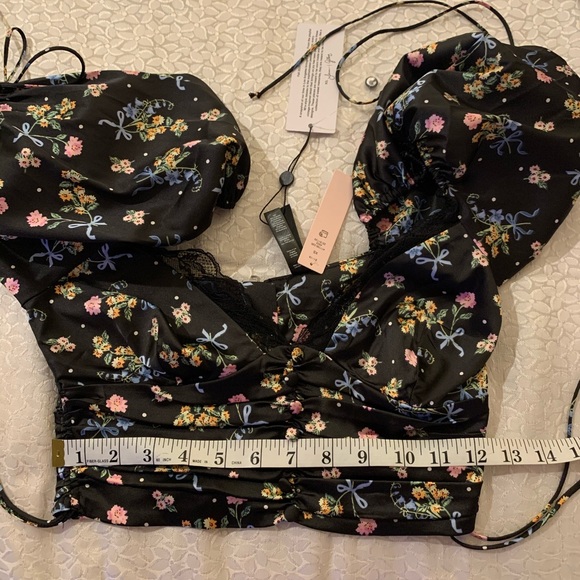 Top - Picture 7 of 7